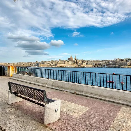 Marea Seaview Проживание в семье