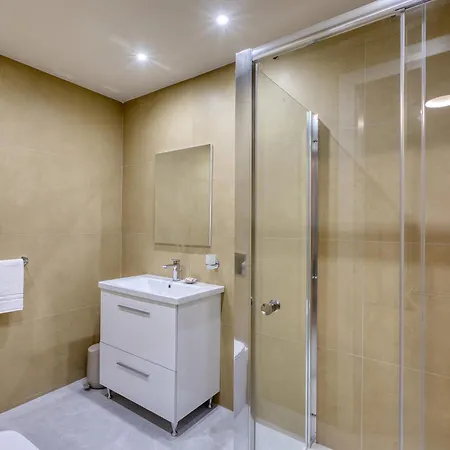 Проживание в семье Marea Seaview *