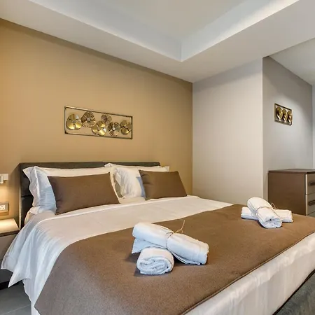 Проживание в семье Marea Seaview *